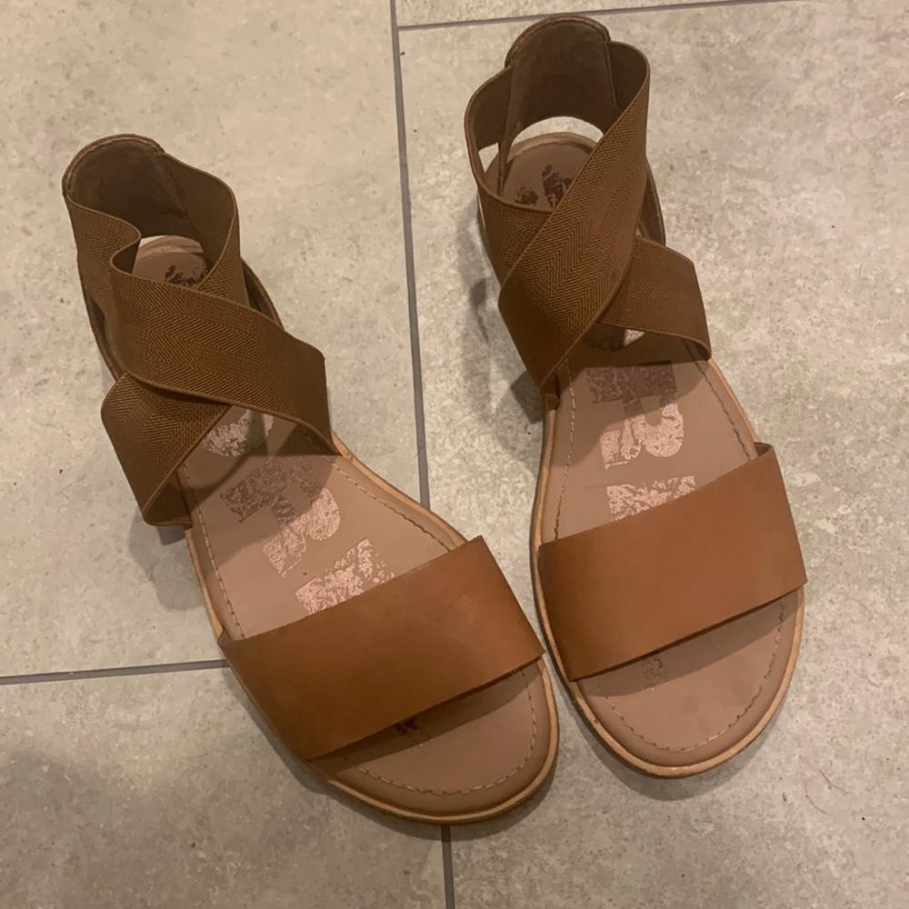 Sorel Ella Peep Toe sandals